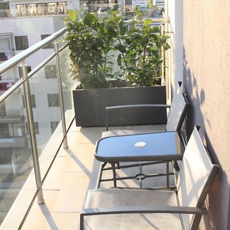 Grozavesti Luxury Apartment With 2 Rooms Bukarest Exteriör bild